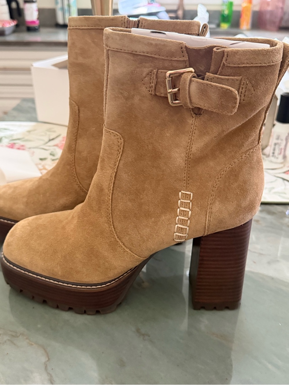 NWT Steve Madden SUMMIT OLIVE SUEDE BOOTIE